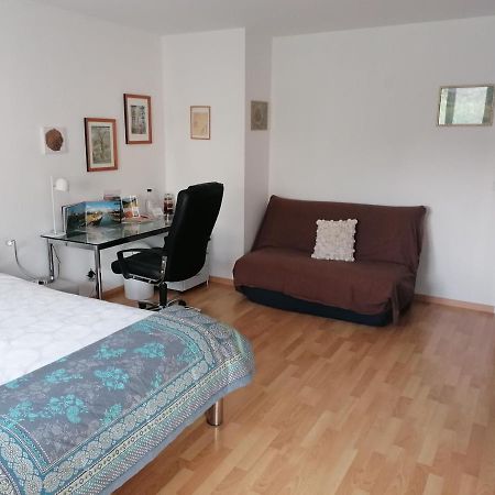 Konditor B & B Frenkendorf Екстериор снимка
