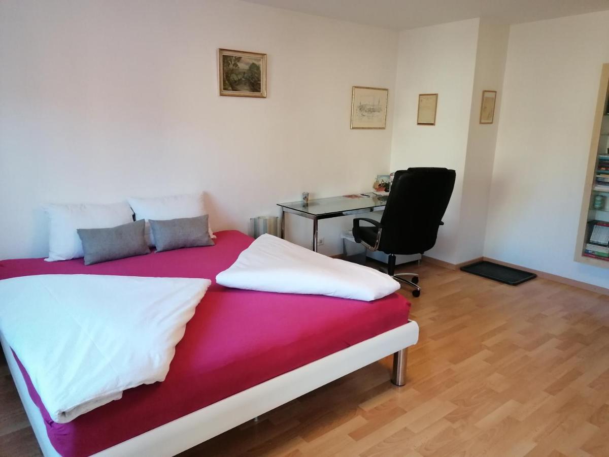 Konditor B & B Frenkendorf Екстериор снимка